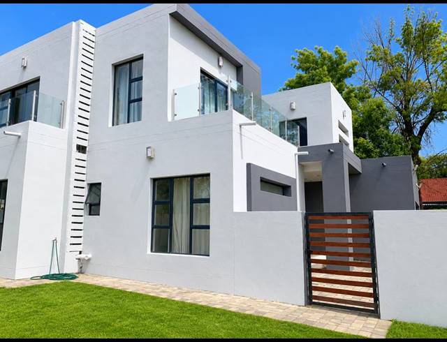 5 BEDROOM PROPERTY TO RENT IN LYNNWOOD GLEN